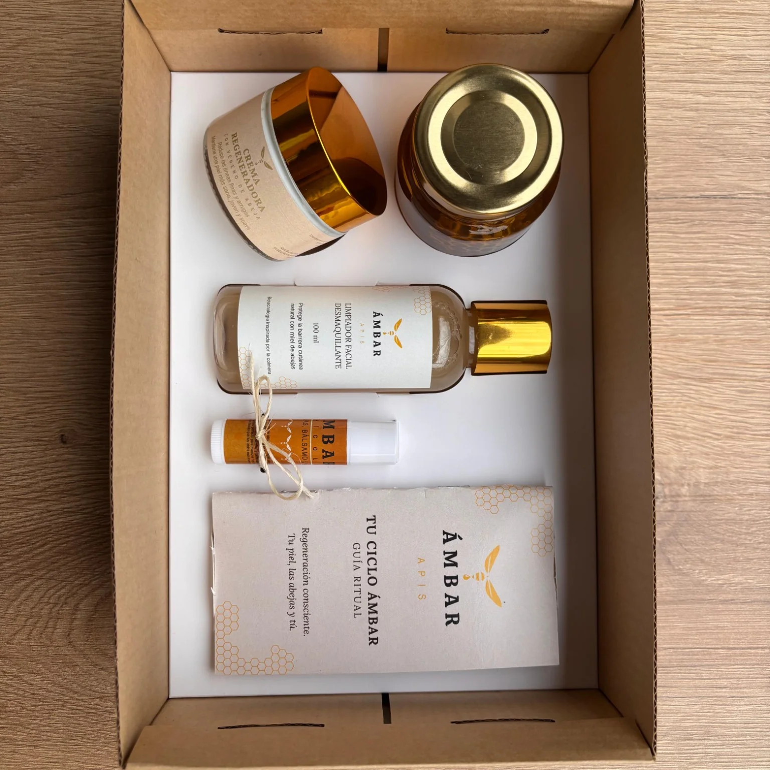KIT Ámbar Apis edición día de la mujer